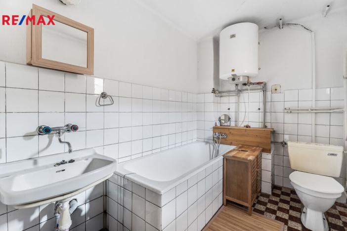 Prodej rodinného domu, Jenišovice - Odolenovice, 150 m2