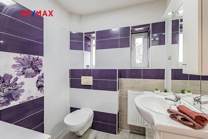 Prodej činžovního domu, České Velenice, Komenského, 247 m2