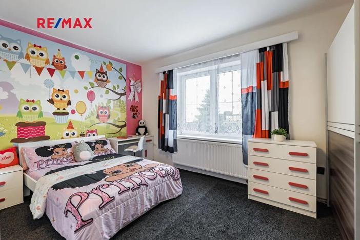 Prodej vícegeneračního domu, České Velenice, Komenského, 247 m2