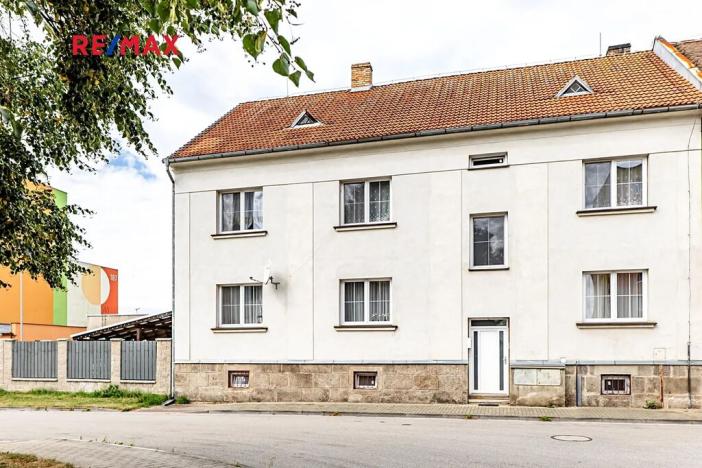 Prodej vícegeneračního domu, České Velenice, Komenského, 247 m2