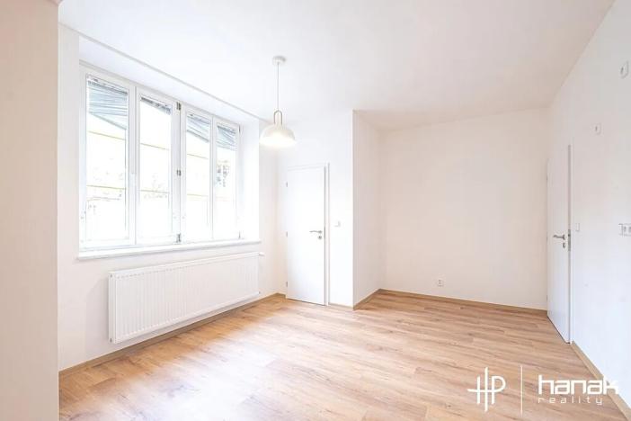 Pronájem bytu 2+1, Brno, Terezy Novákové, 58 m2