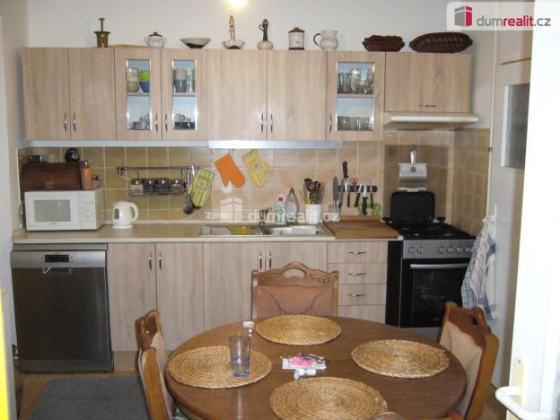 Pronájem bytu 2+1, Děčín - Děčín IV-Podmokly, Revoluční nám., 58 m2