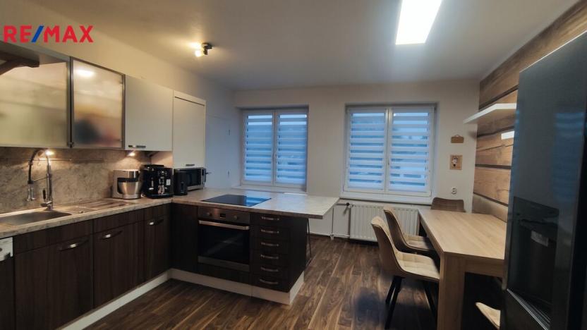 Prodej bytu 3+1, Štíty, Sportovní, 90 m2