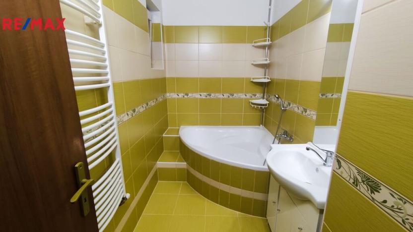 Prodej bytu 3+1, Štíty, Sportovní, 90 m2