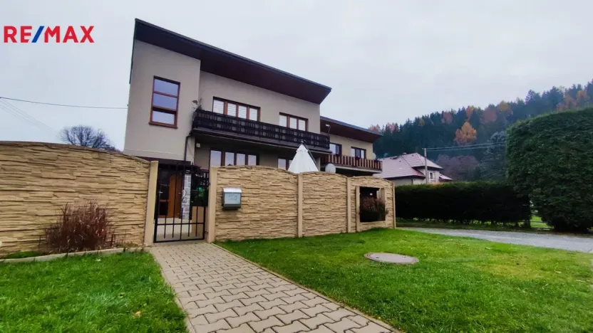 Prodej bytu 3+1, Štíty, Sportovní, 81 m2