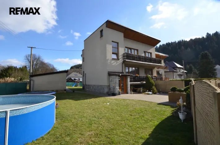 Prodej bytu 3+1, Štíty, Sportovní, 81 m2