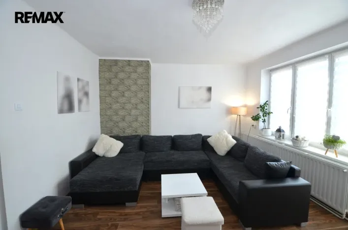 Prodej bytu 3+1, Štíty, Sportovní, 81 m2