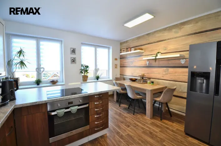 Prodej bytu 3+1, Štíty, Sportovní, 81 m2