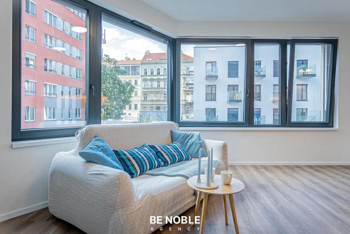 Pronájem bytu 2+kk, Praha - Košíře, Starokošířská, 43 m2