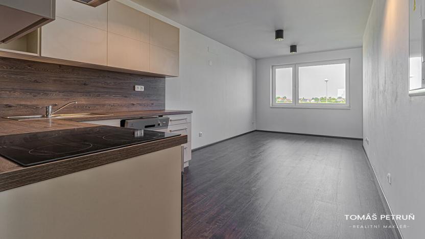 Pronájem bytu 2+kk, Hradec Králové - Věkoše, Věkošská, 50 m2