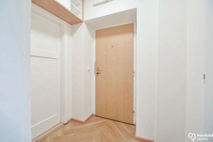 Pronájem bytu 2+kk, Olomouc, Ostružnická, 43 m2