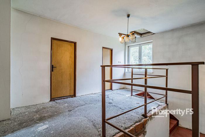 Prodej rodinného domu, Janovice, 250 m2