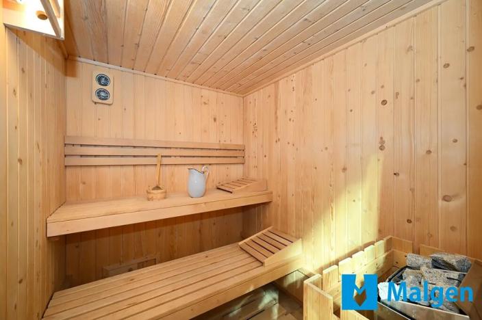 Prodej rodinného domu, Chrášťany, V Zahradách, 213 m2