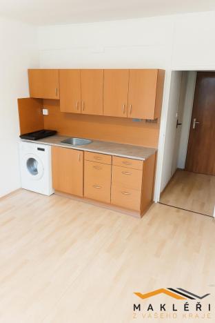 Pronájem bytu 1+kk, Pelhřimov, Pražská, 28 m2
