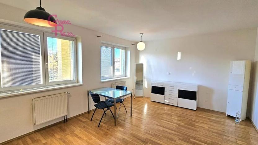 Pronájem bytu 1+kk, Brno - Líšeň, Poslušného, 33 m2