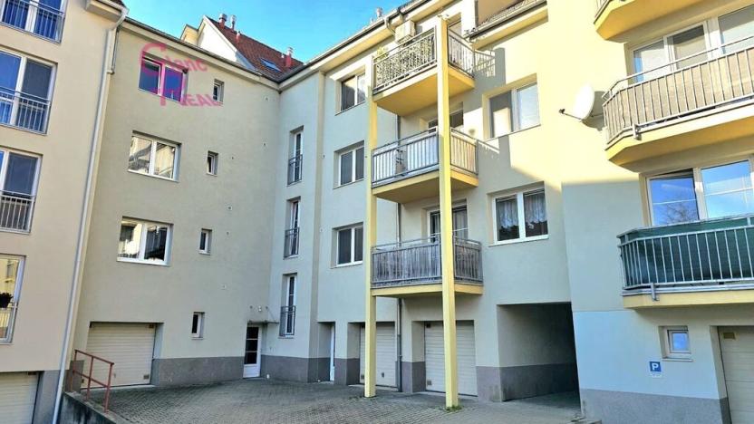 Pronájem bytu 1+kk, Brno - Líšeň, Poslušného, 33 m2