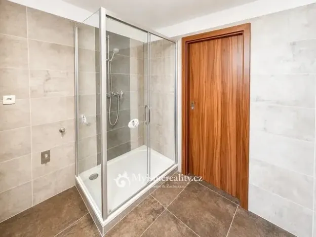 Pronájem bytu 1+1, Znojmo, Kosmákova, 41 m2