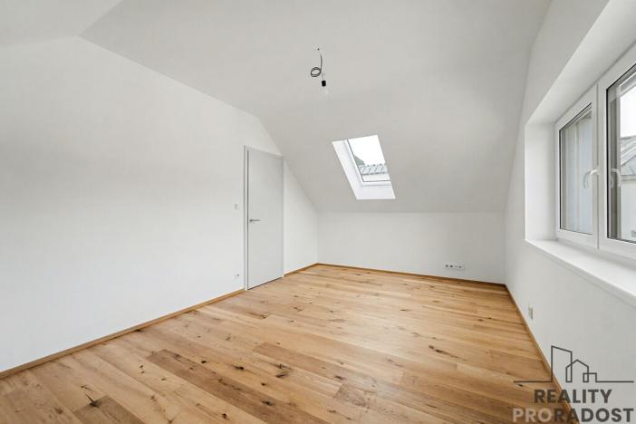 Prodej rodinného domu, Chyňava - Podkozí, 241 m2