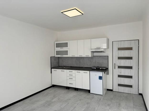 Pronájem bytu 1+kk, Příbram, Ve Dvoře, 29 m2