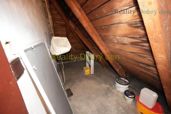 Pronájem bytu 1+kk, Opava, Hobzíkova, 27 m2