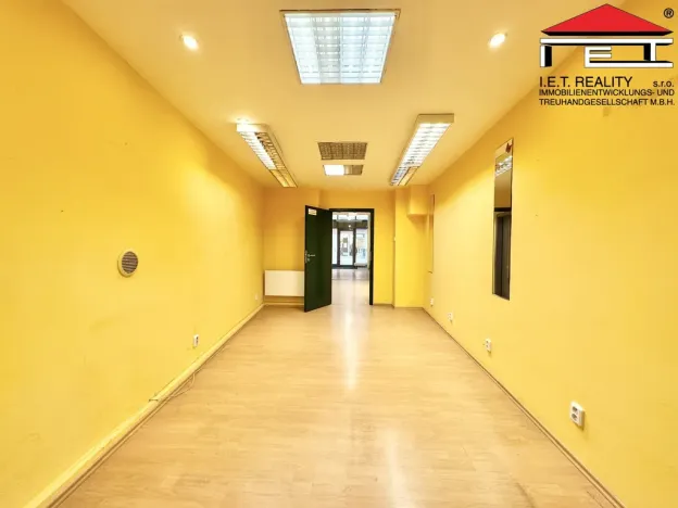 Pronájem obchodního prostoru, Brno, Orlí, 81 m2