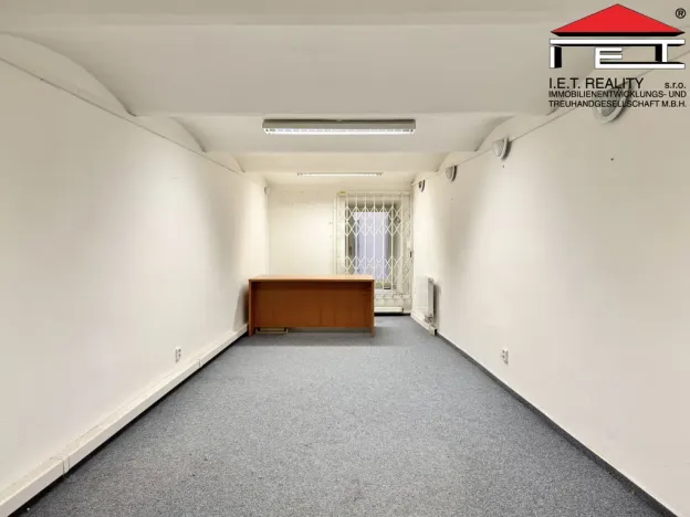 Pronájem obchodního prostoru, Brno, Orlí, 81 m2