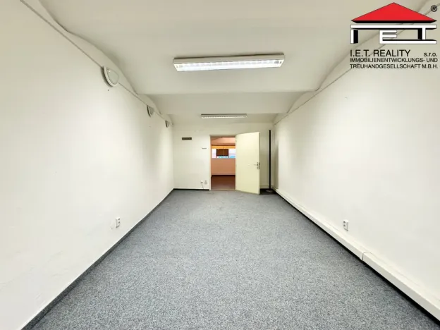 Pronájem obchodního prostoru, Brno, Orlí, 81 m2