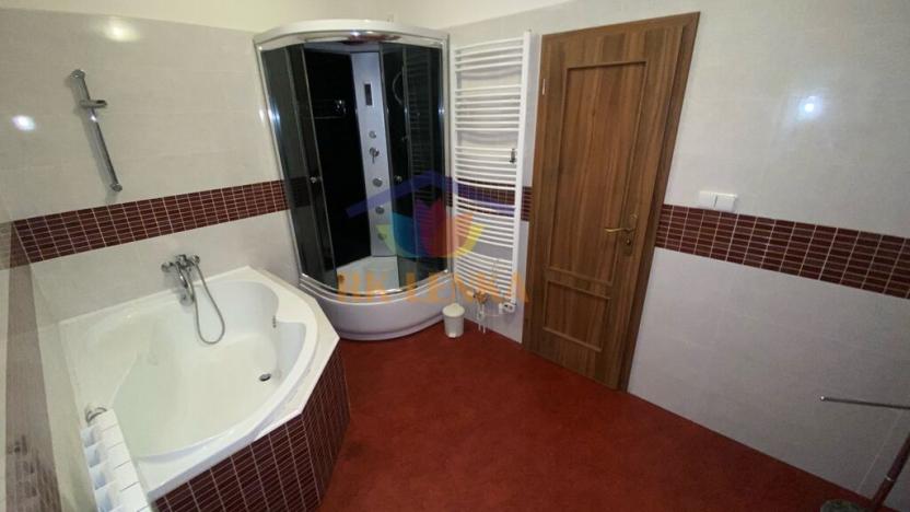 Pronájem atypického bytu, Frýdek-Místek - Místek, náměstí Svobody, 130 m2