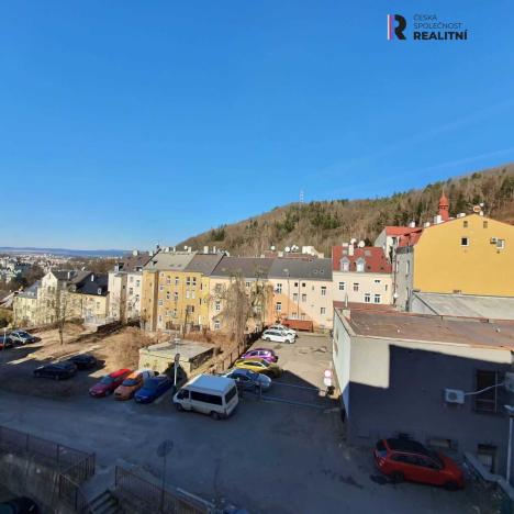 Pronájem bytu 3+1, Karlovy Vary, Raisova, 100 m2