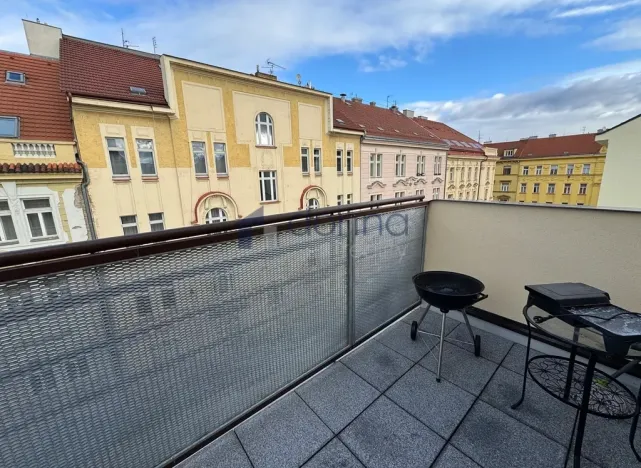 Pronájem bytu 3+kk, Praha, Vrázova, 88 m2
