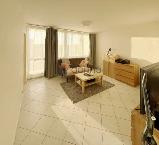 Pronájem bytu 2+kk, Praha, Nekvasilova, 41 m2
