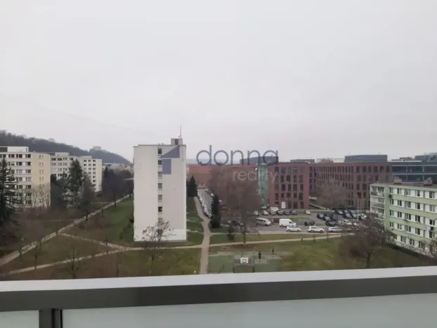 Pronájem bytu 2+kk, Praha, Nekvasilova, 41 m2