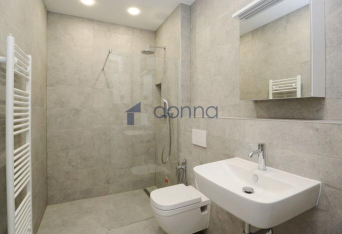 Pronájem bytu 2+kk, Praha, Rumunská, 58 m2