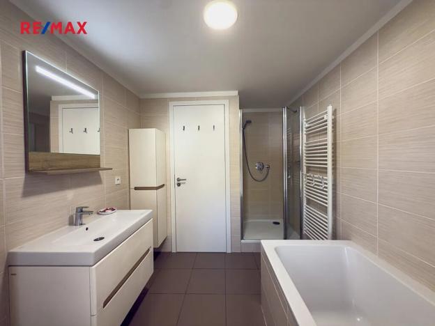 Pronájem bytu 3+kk, Praha - Lysolaje, Lysolajské údolí, 70 m2