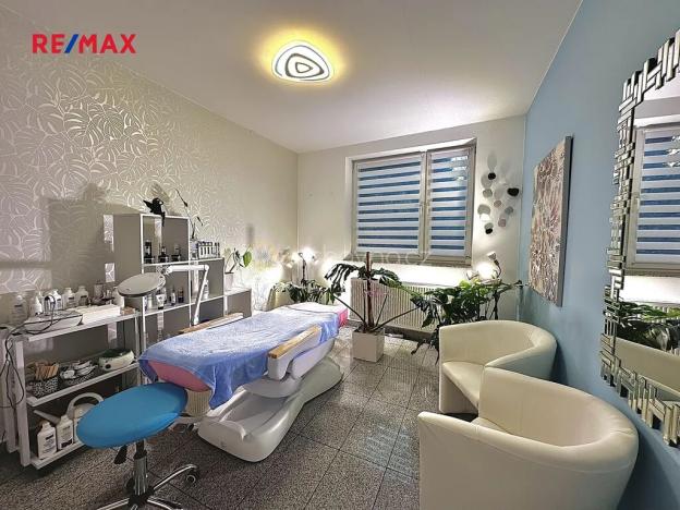 Pronájem obchodního prostoru, Praha - Košíře, Pod školou, 14 m2