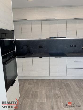 Pronájem bytu 2+kk, Opava, 35 m2