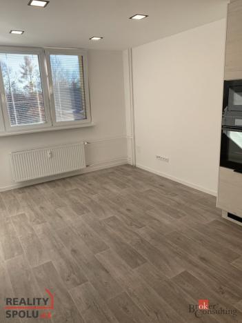 Pronájem bytu 2+kk, Opava, 35 m2
