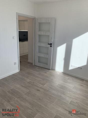 Pronájem bytu 2+kk, Opava, 35 m2
