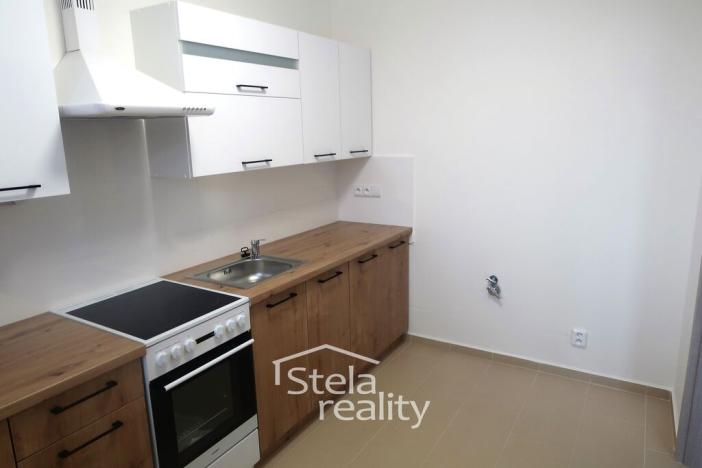 Pronájem bytu 1+1, Bruntál, U Rybníka, 35 m2