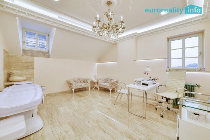 Pronájem obchodního prostoru, Karlovy Vary, Zámecký vrch, 20 m2