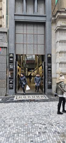 Pronájem obchodního prostoru, Praha - Nové Město, Václavské náměstí, 25 m2