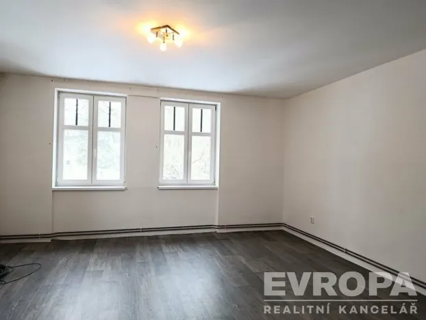 Prodej bytu 2+1, Nový Bor, Palackého náměstí, 67 m2