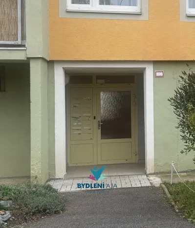 Pronájem bytu 3+1, Teplice, Doubravická, 67 m2