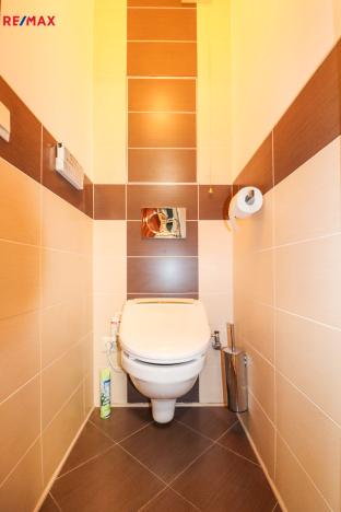 Prodej bytu 3+1, Praha - Chodov, Jažlovická, 75 m2