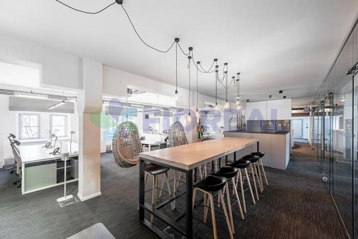 Pronájem kanceláře, Praha - Vinohrady, Korunní, 280 m2