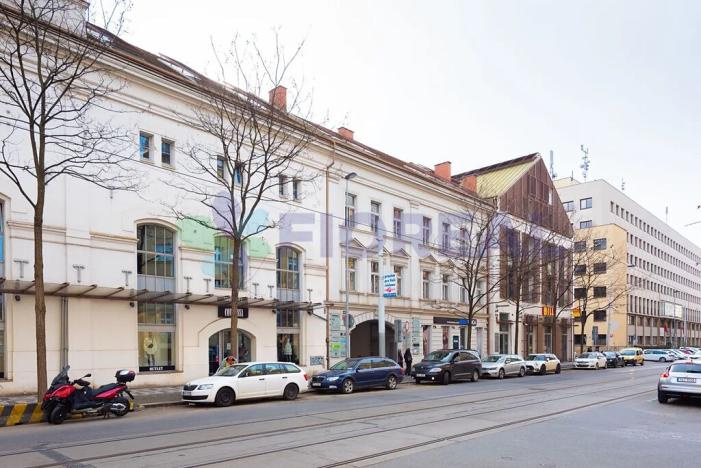 Pronájem kanceláře, Praha - Vinohrady, Korunní, 280 m2