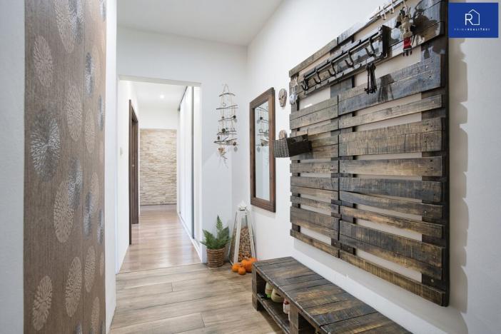 Prodej bytu 3+1, Uničov, Dukelská, 74 m2