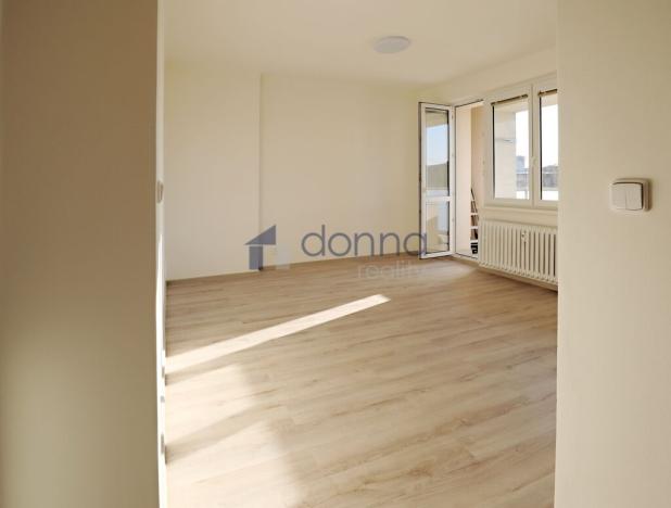 Pronájem bytu 2+kk, Praha, Na Petřinách, 46 m2