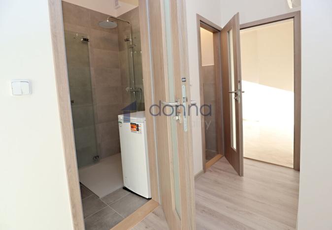 Pronájem bytu 2+kk, Praha, Na Petřinách, 46 m2