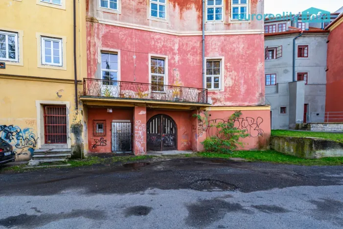 Prodej obchodního prostoru, Cheb, Cechovní, 100 m2